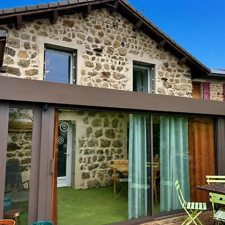 Le Refuge Du Neyrial, Calme Et Campagne *